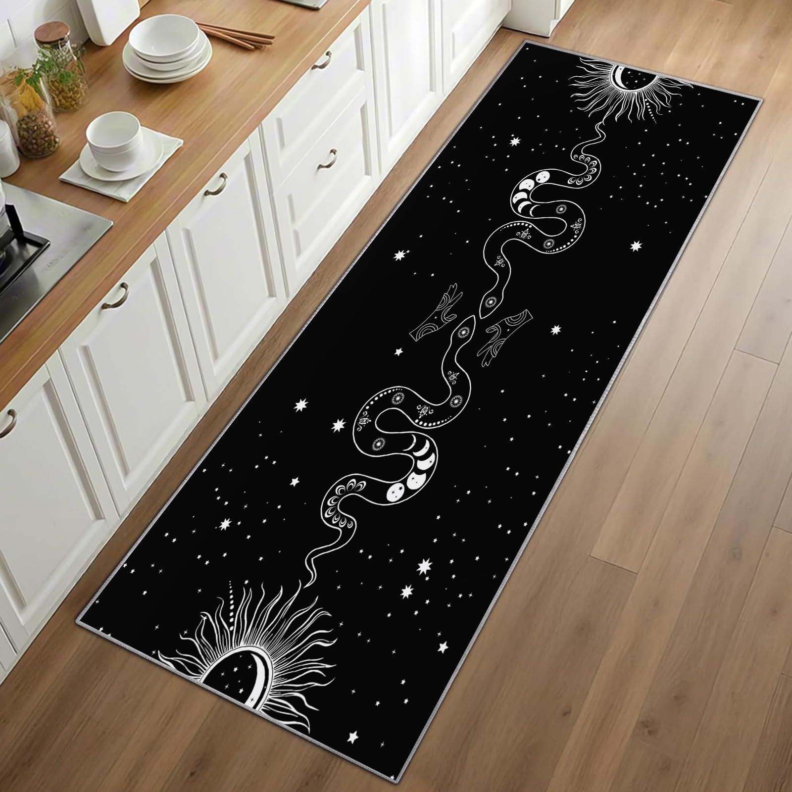 Gothic Snake Runner Rug Black  - Commercial Kitchen Background recension och pris
